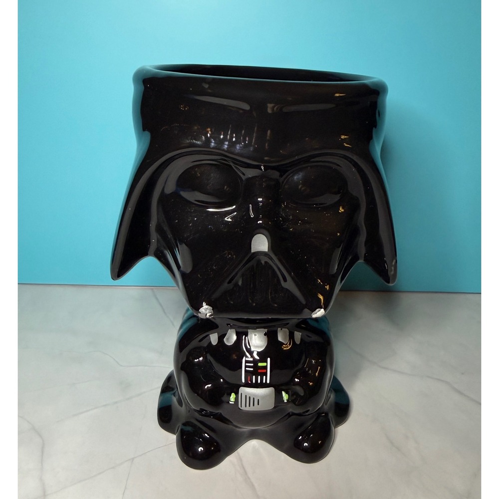 Star Wars Galerie Darth Vader Ceramic Mug OS Black Glossy Stylized Sculpted Cup